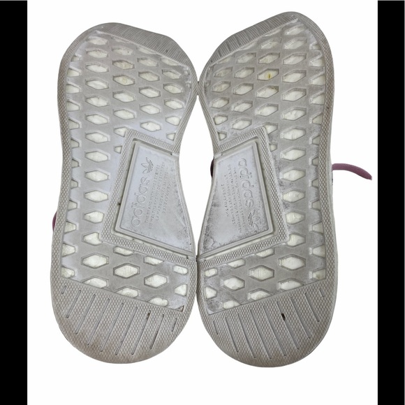 adidas gazelle silver green womens Adidas Originals NMD_R2 Primeknit Men's Shoes Pink/Pink/Core Black main image 0